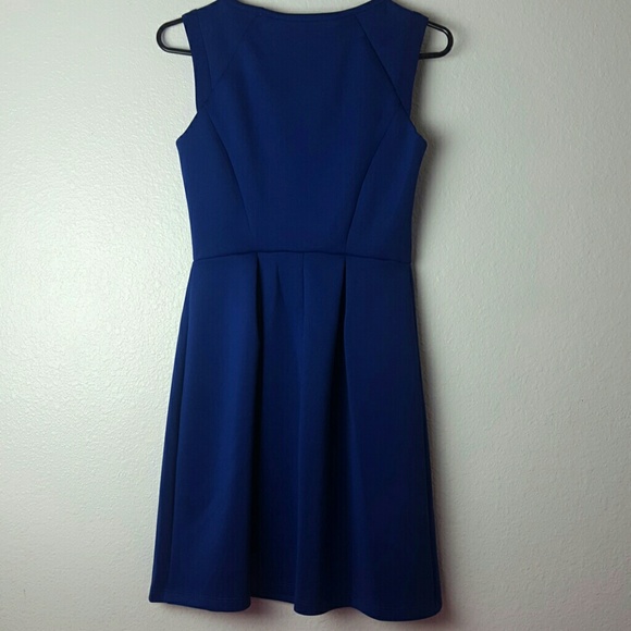 Juniors dress - Picture 3 of 4